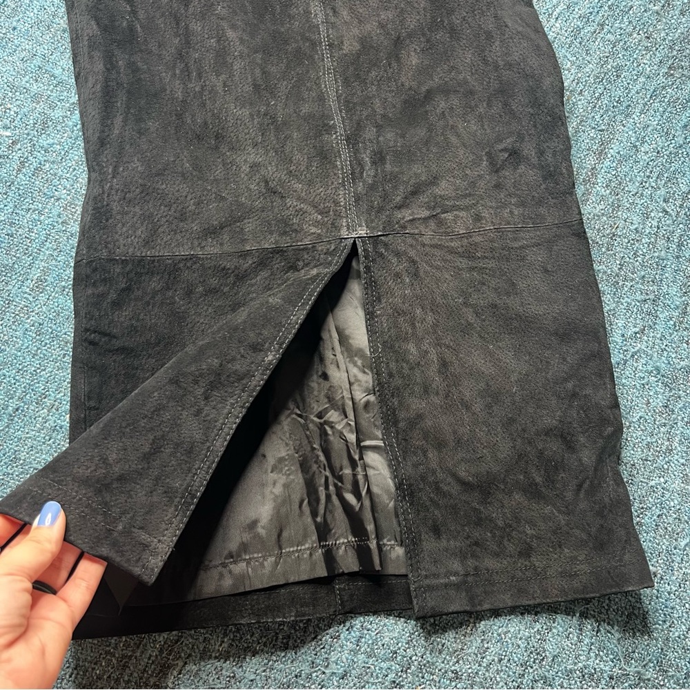 Vintage Express Genuine Leather Western High Waisted Midi Skirt in Black - Picture 4 of 7